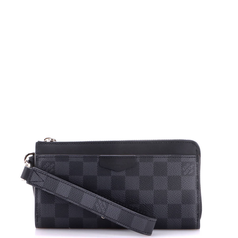 Louis Vuitton Zippy Dragonne Wallet